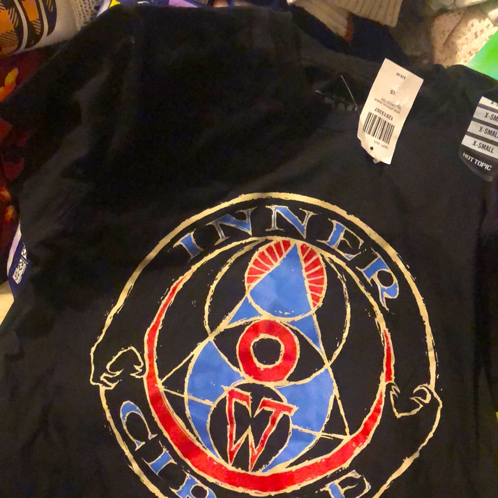 Hot topic T-shirt never been use  original Tags